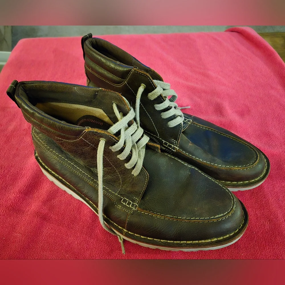 Clarks Vargo Apron Dark Brown Leather Chukka Boots